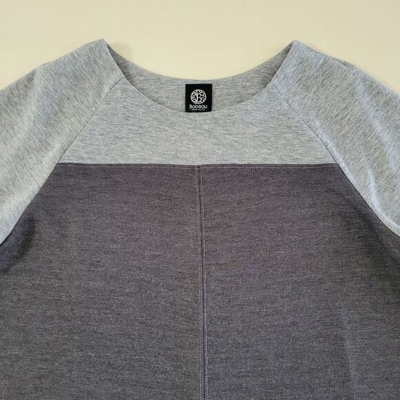 Bobeau Women's Black and Gray Colorblock Pullover Top - Picture 7 of 11